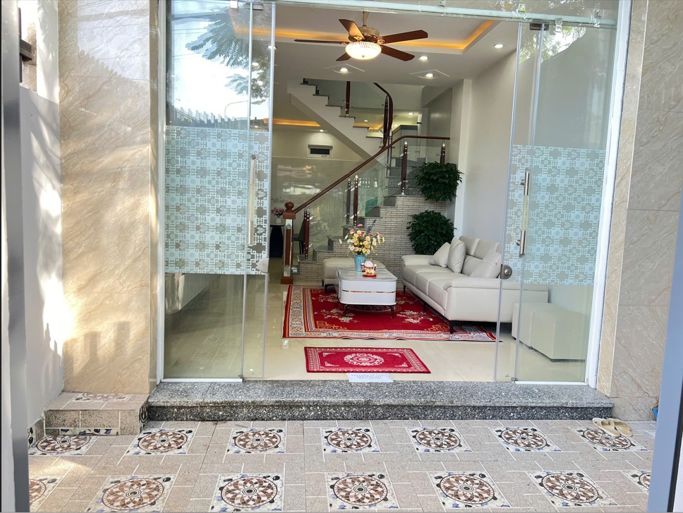 🌻Nhà mặt ngõ to 2 Ôtô tránh nhau, kinh doanh buôn bán sầm uất tại phố Lê Lai, Ngô Quyền. 15986164