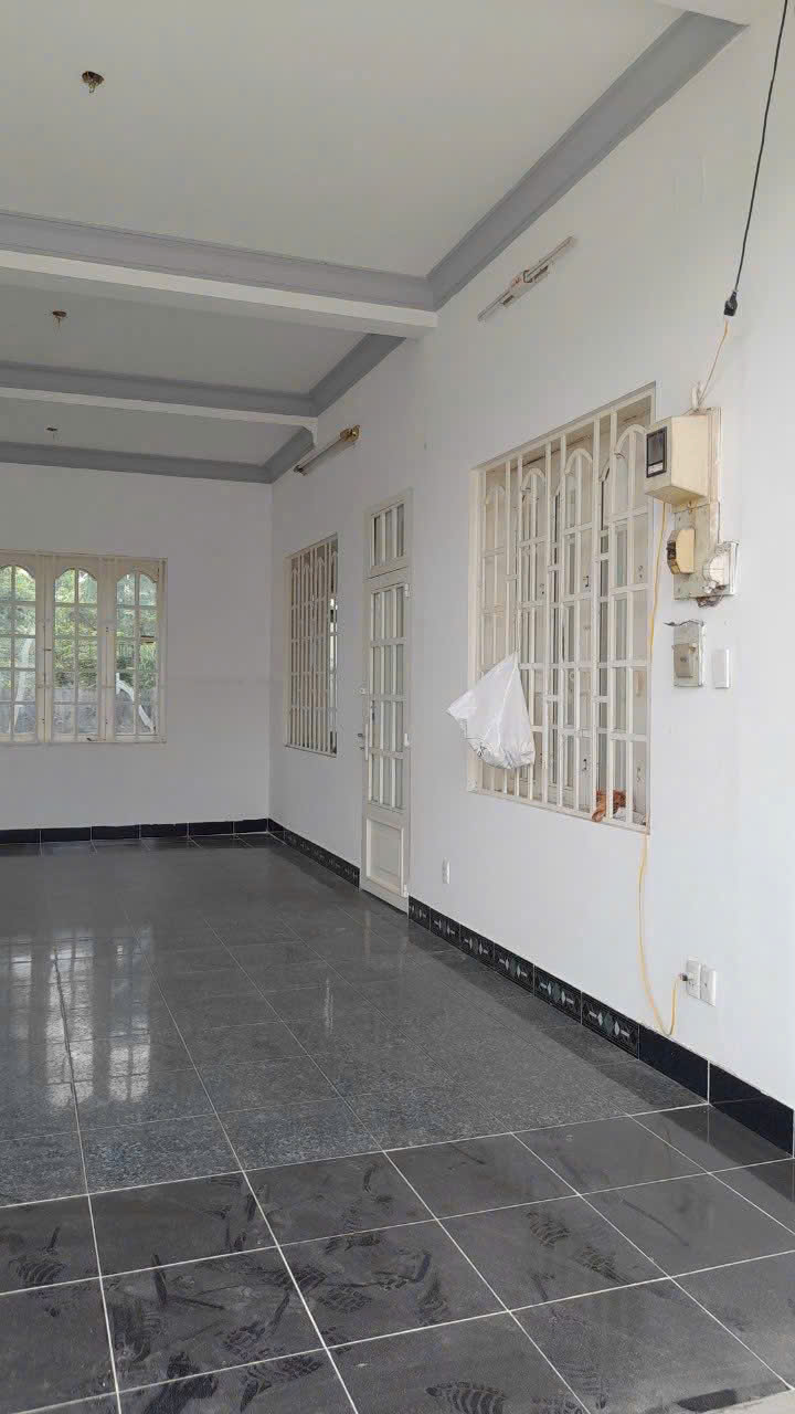 MẶT TIỀN ĐẶNG THÚC VỊNH – NGANG 11M – DÒNG TIỀN 30TR/THÁNG 15986167