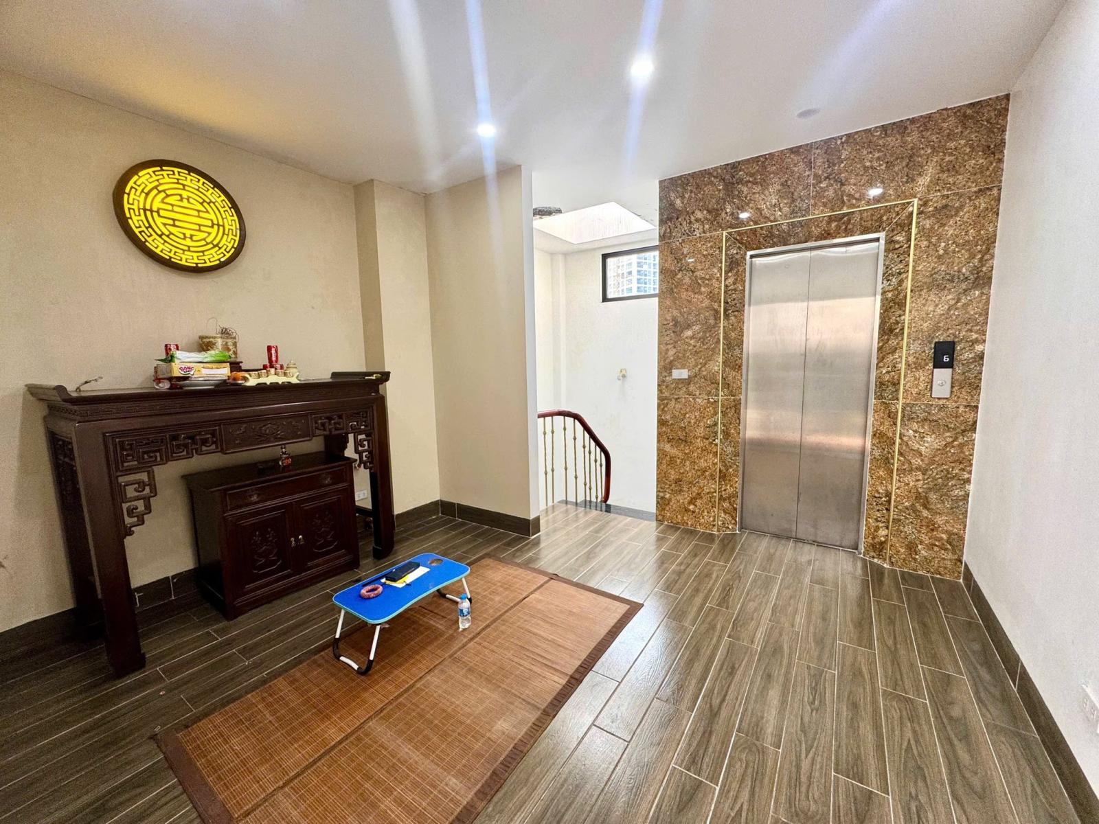 BÁN NHÀ VÕ CHÍ CÔNG 35M 6T THANG MÁY CHỈ 10,9 NGÕ RỘNG THOÁNG- KHU VỰC DÂN TRÍ AN NINH TỐT 15986170