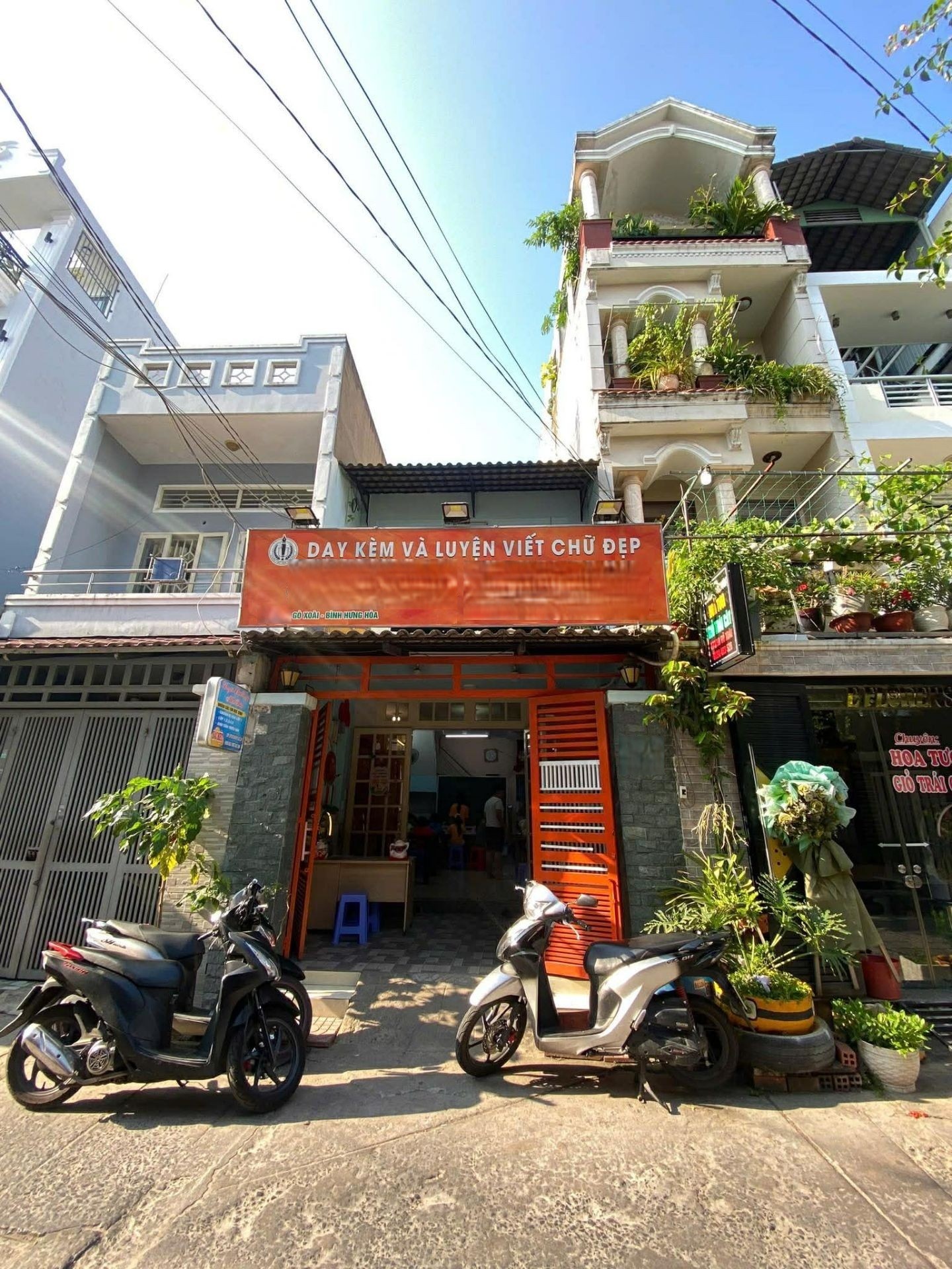 NHÀ HẺM TO NHƯ MẶT TIỀN ĐƯỜNG GÒ XOÀI,NGANG 4M DÀI 14M,HƠN 5 TỶ TL 15986182