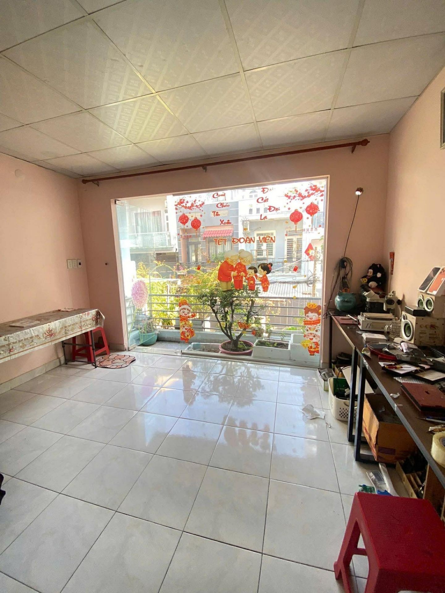 NHÀ HẺM TO NHƯ MẶT TIỀN ĐƯỜNG GÒ XOÀI,NGANG 4M DÀI 14M,HƠN 5 TỶ TL 15986182