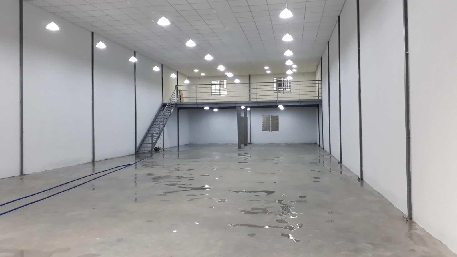 CHO THUÊ NHÀ KHO 350M² TẠI HOÀ VANG – MỚI XÂY, GIÁ CỰC TỐT CHỈ 16 TRIỆU  15986185