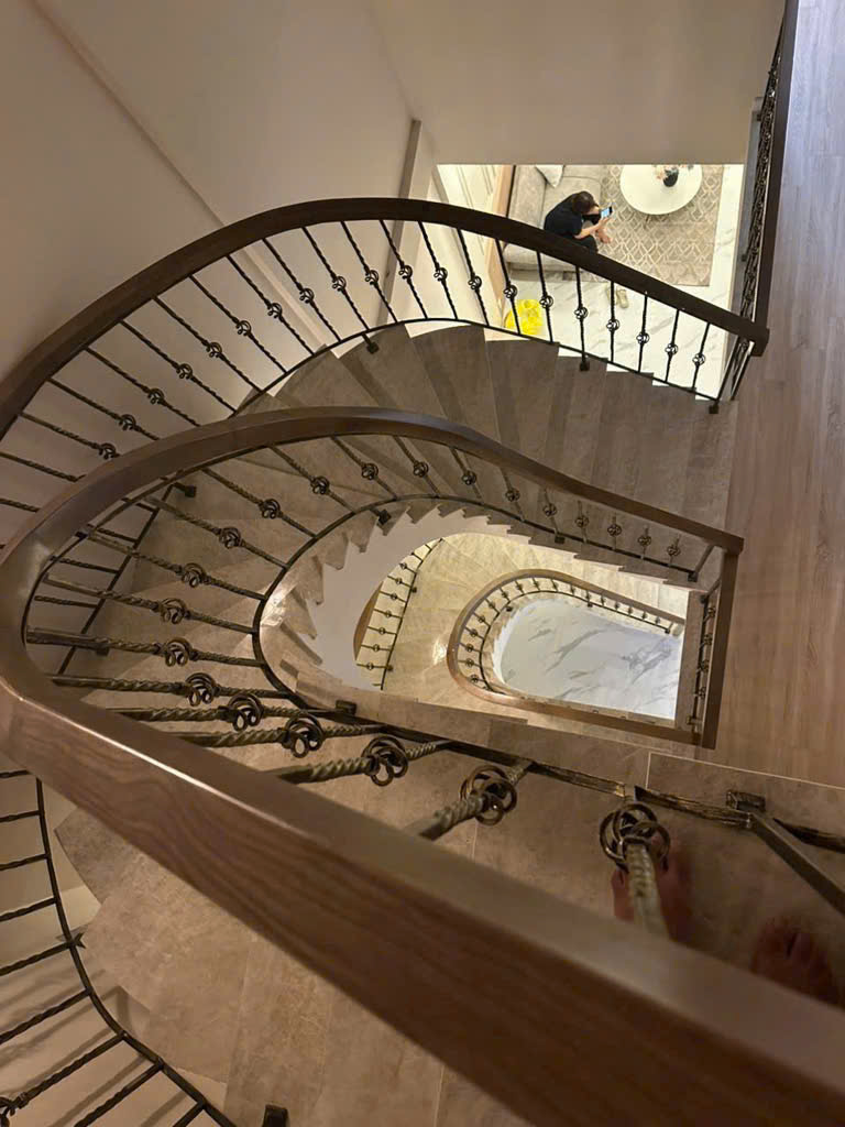 BÁN NHÀ HXH Đ. TÔN THẤT TÙNG, QUẬN 1 - KHU XÂY DỰNG CAO TẦNG ĐỒNG BỘ ĐẸP  * LIÊN HỆ GIANG GIANG: 15986197