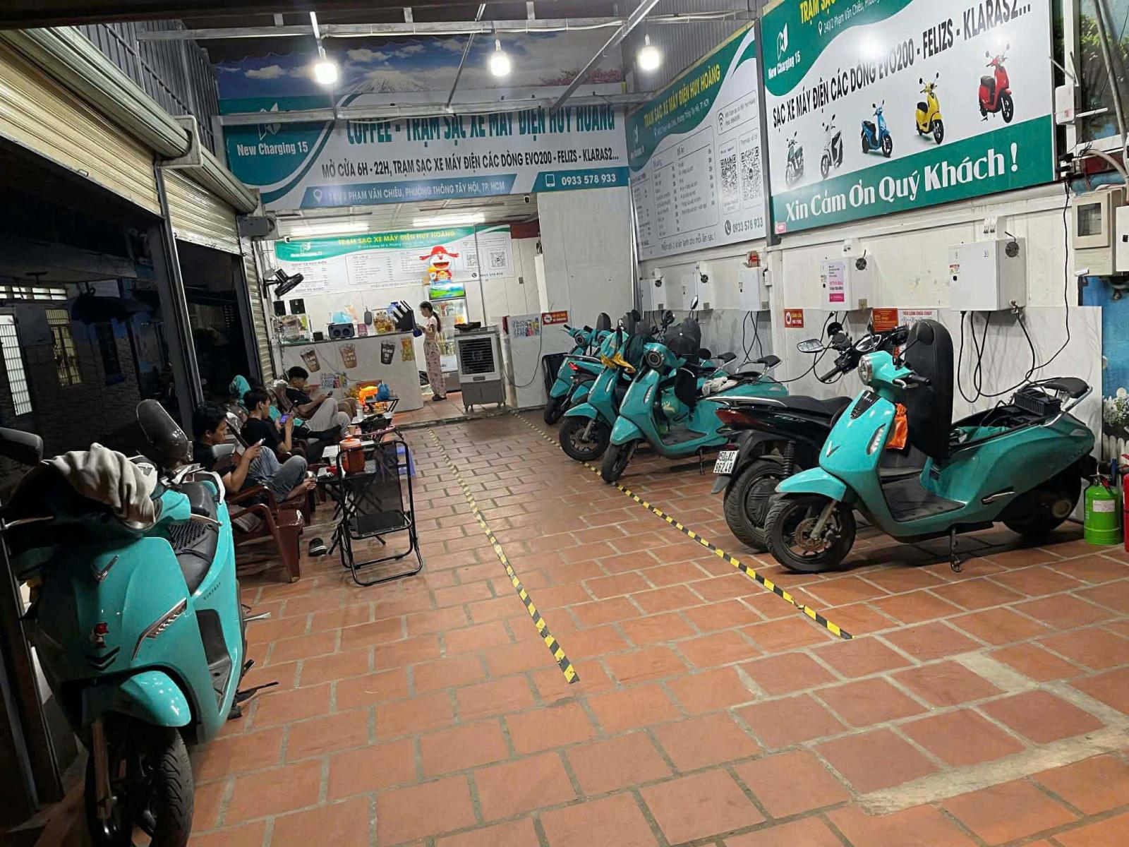 SANG NHƯỢNG TRẠM SẠC- CAFE TẠI PHƯỜNG THÔNG TÂY HỘI, HỒ CHÍ MINH 15986206