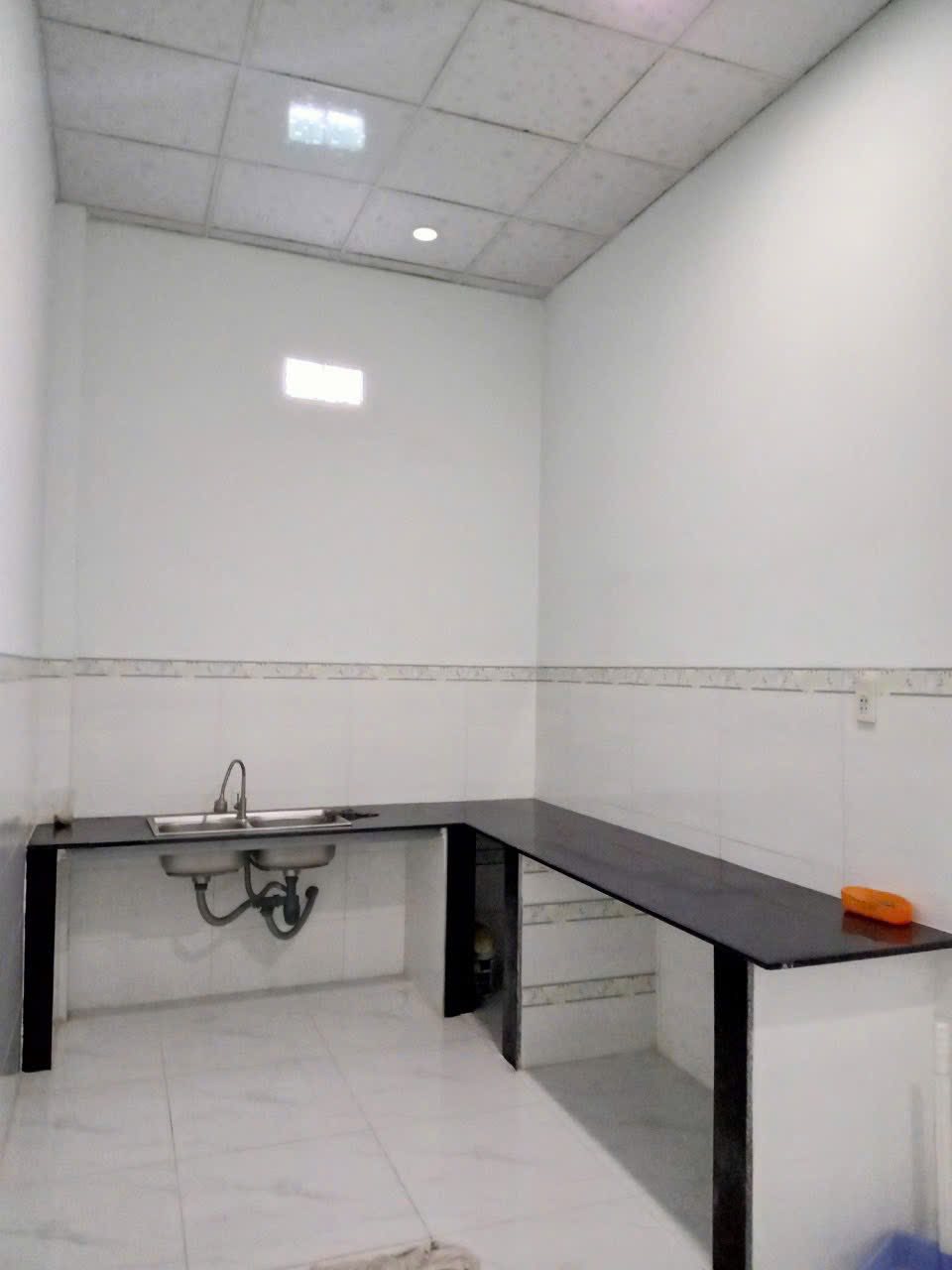 BÁN NHÀ HẺM LƯƠNG ĐÌNH CỦA GẦN NHÀ THỜ CHỢ MỚI P.TÂY NHA TRANG 15986220