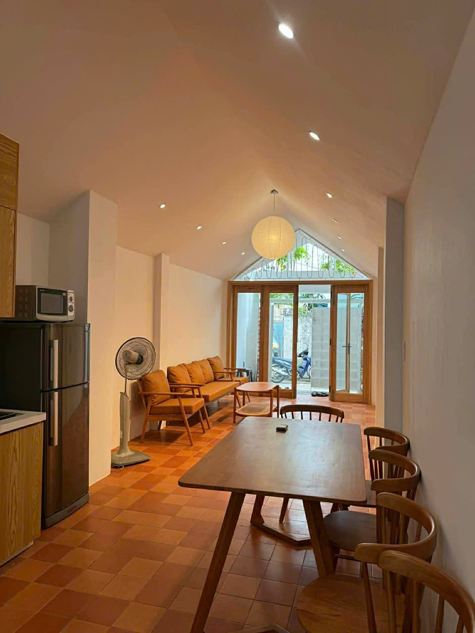 Nhà Mới 3 Tầng Sát Biển 100m – Ô Tô Tận Cửa – Full Nội Thất – 11 Tỷ 15986263