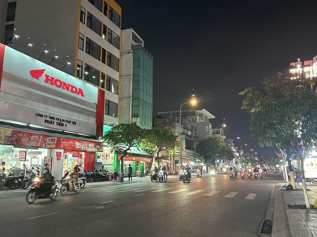 Bán GẤP nhà MTKD đa nghề ngang 5m 5 lầu 102m2 Lê Quang Định gần BV Gia Định chỉ 24.5 tỷ. 15986293