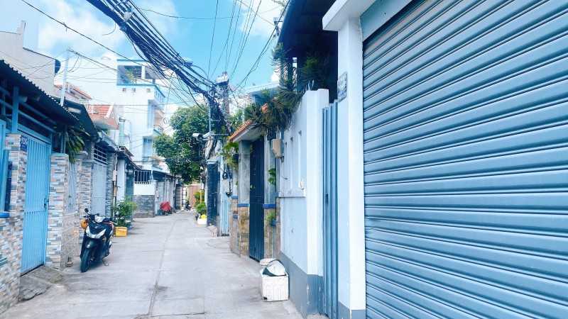 Bán nhà đường số 11,  Cát Lái, Q2, Thủ Đức, TP HCM. DT  62m2, 3 tầng, 3PN. Giá 7.35  tỷ, SH 15986317