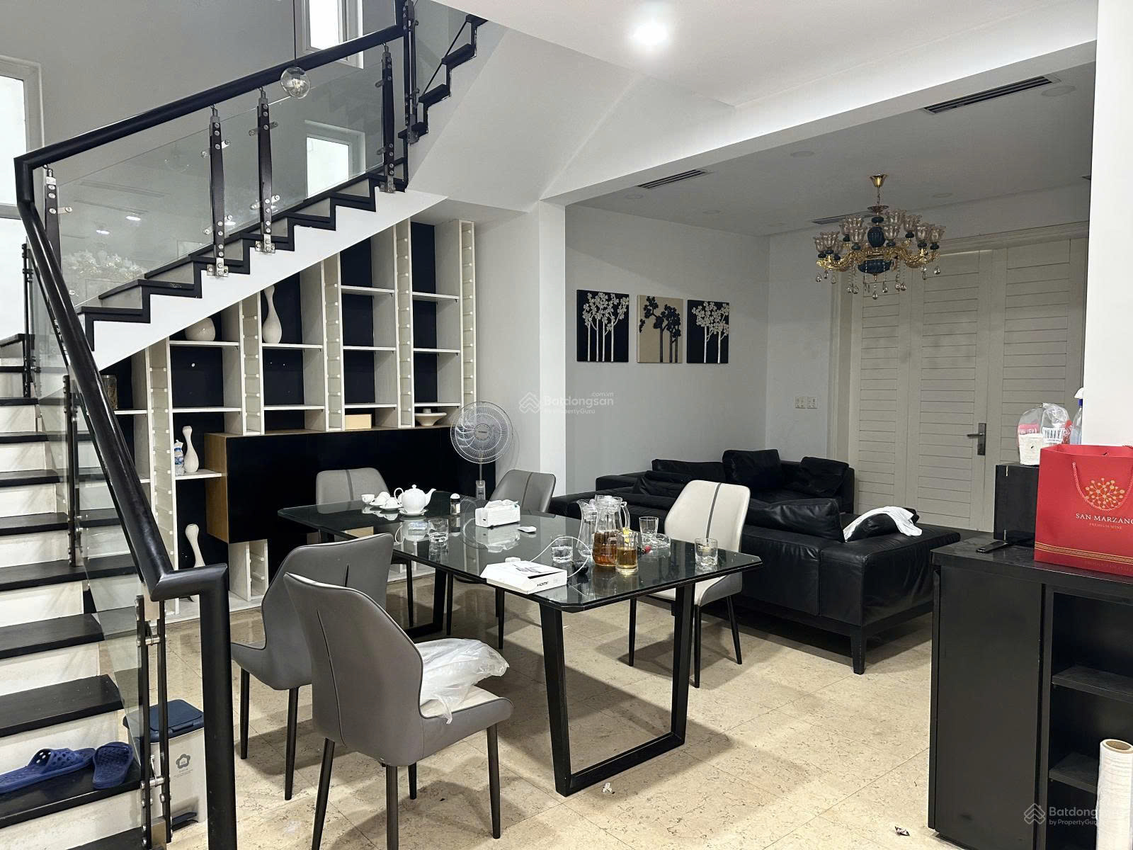 Bán biệt thự Tây Hồ, gần hồ, 110m2, ngõ rộng, chỉ 28 tỷ 15986318