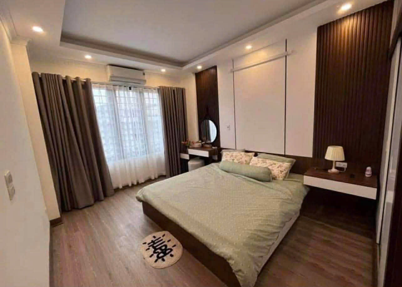 ĐẶNG VĂN NGỮ – DIỆN TÍCH 56M² – 4 TẦNG – MẶT TIỀN 6M 15986320