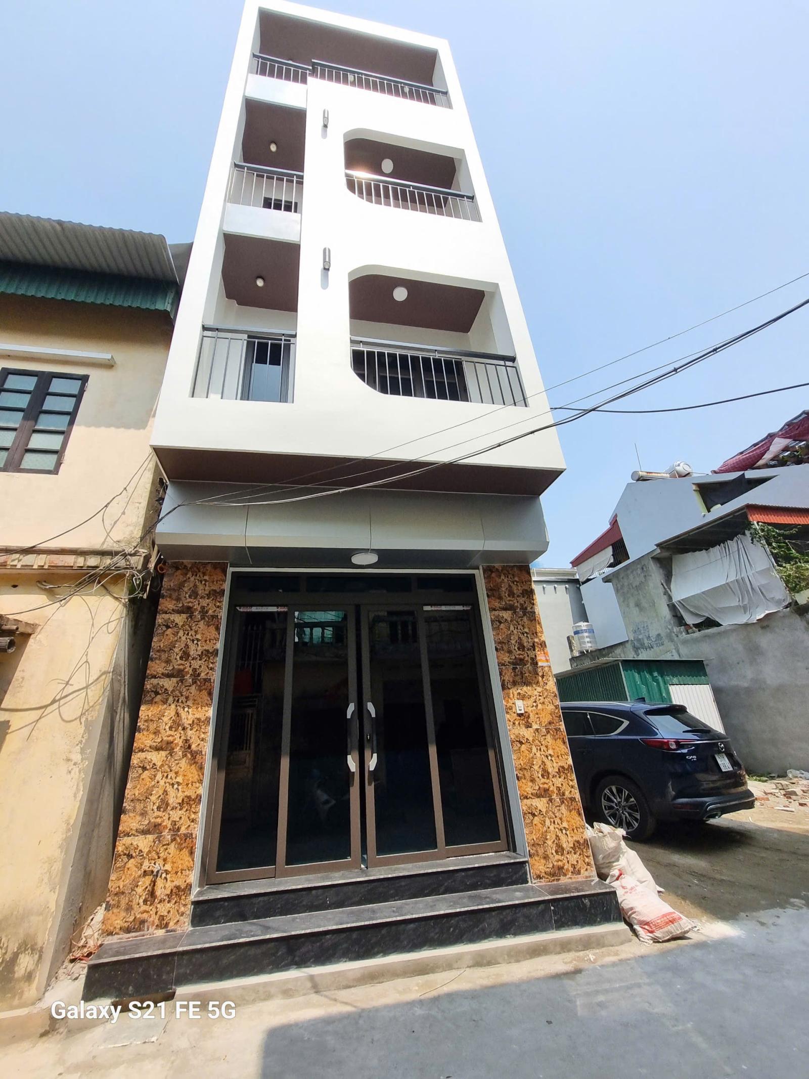 bán nhà 4 tầng thang máy hiện đại ngay trần lãm - gần chợ đậu và nguyễn tông quai đi vào 15986322