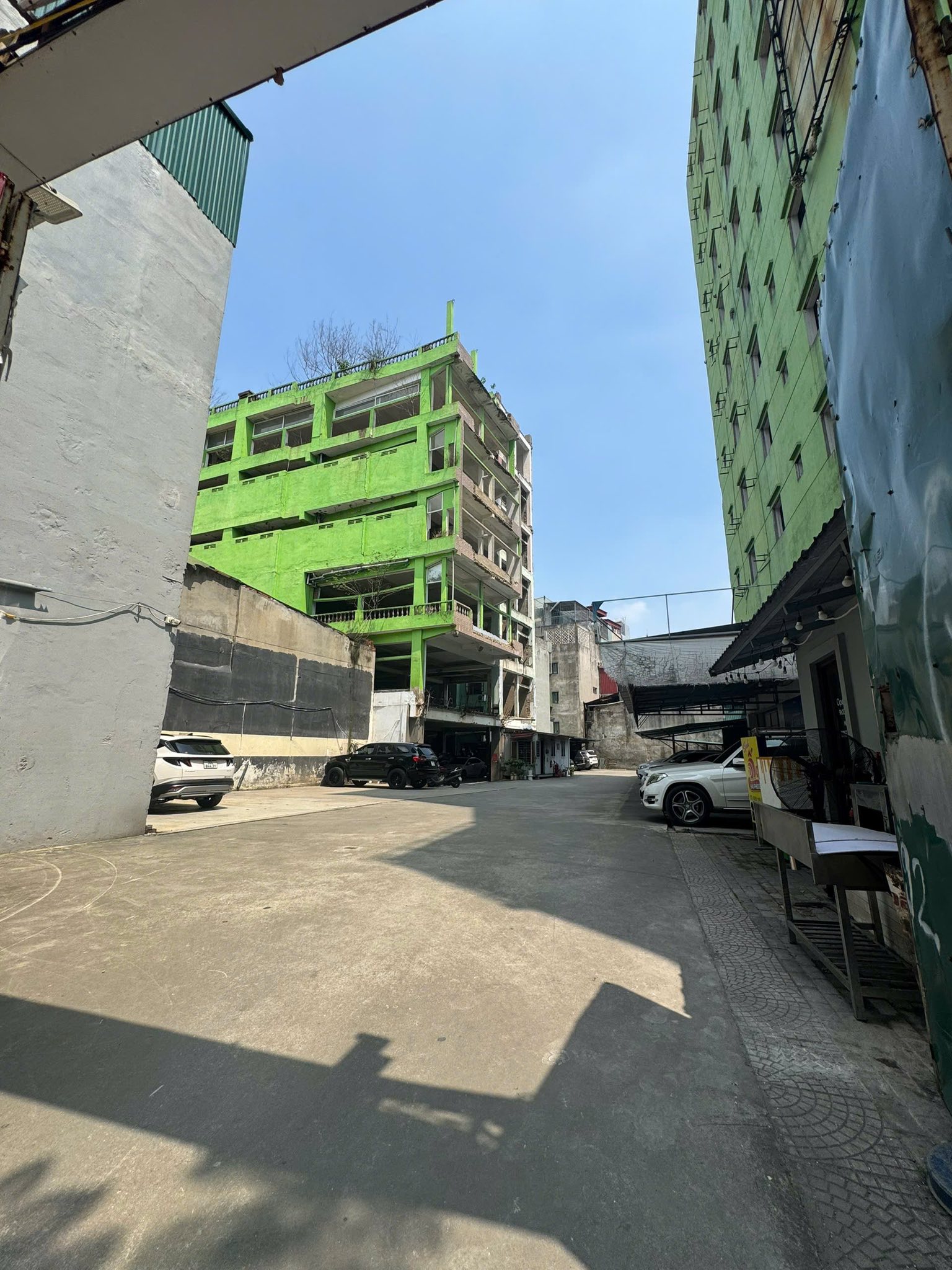 MẢNH ĐẤT,MẶT PHỐ, NGUYỄN VĂN CỪ, LONG BIÊN- VỈA HÈ-KD: 1470M, MT 20M, GIÁ 600 TỶ. 15986355