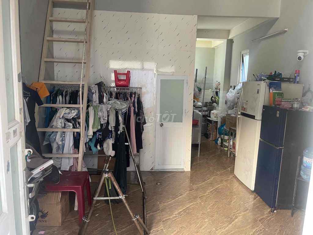 CHO THUÊ PHÒNG TRỌ RỘNG 30M² – HẺM Ô TÔ GÒ VẤP 15986360