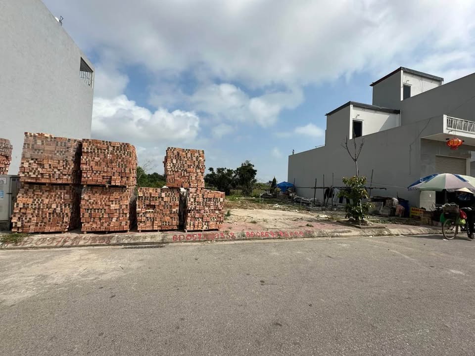 Bán đất 65m2m2 tại Tái Định Cư mới vạn hương Quận Đồ Sơn
 15986533