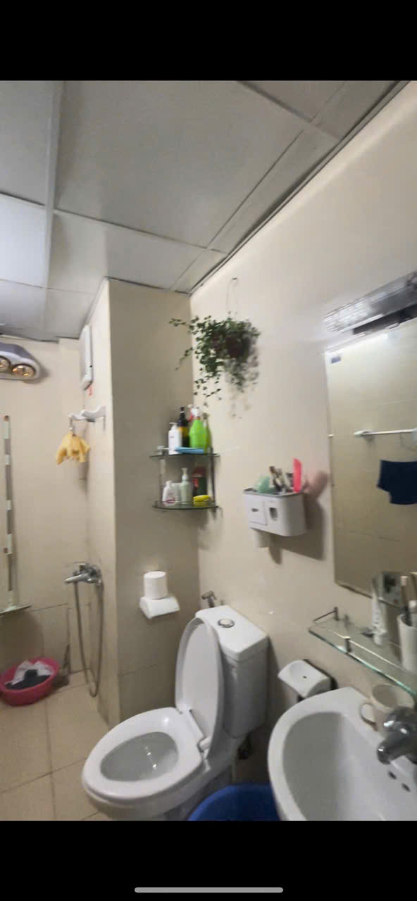 Chính chủ em cần bán căn nhà tâm huyết 2 ngủ tại toà Ct6 Hồng Hà, khu đô thị xanh 15986538