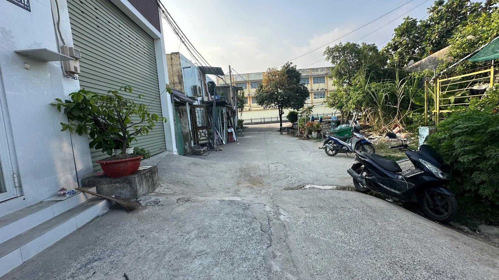 🔥 116M2 – 5.6M X 21M – 5PN – 6 TỶ – NGUYỄN THỊ NHUẦN Q12 – XE HƠI – DÒNG TIỀN ỔN ĐỊNH– TRỆT LỬNG – HOÀN CÔNG ĐẦY ĐỦ – KHÔNG QUY HOẠCH KHÔNG LỘ GIỚI. 15986545