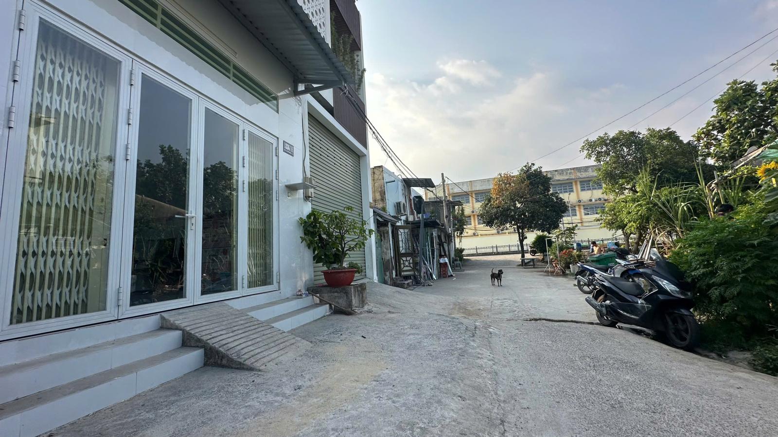 🔥 116M2 – 5.6M X 21M – 5PN – 6 TỶ – NGUYỄN THỊ NHUẦN Q12 – XE HƠI – DÒNG TIỀN ỔN ĐỊNH– TRỆT LỬNG – HOÀN CÔNG ĐẦY ĐỦ – KHÔNG QUY HOẠCH KHÔNG LỘ GIỚI. 15986545