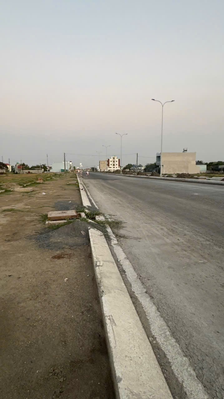 ĐẤT ĐẸP – GIÁ TỐT  – CHÍNH CHỦ CẦN BÁN GẤP Tại Võ Văn Tần – Đức Hòa- Long An 15986548