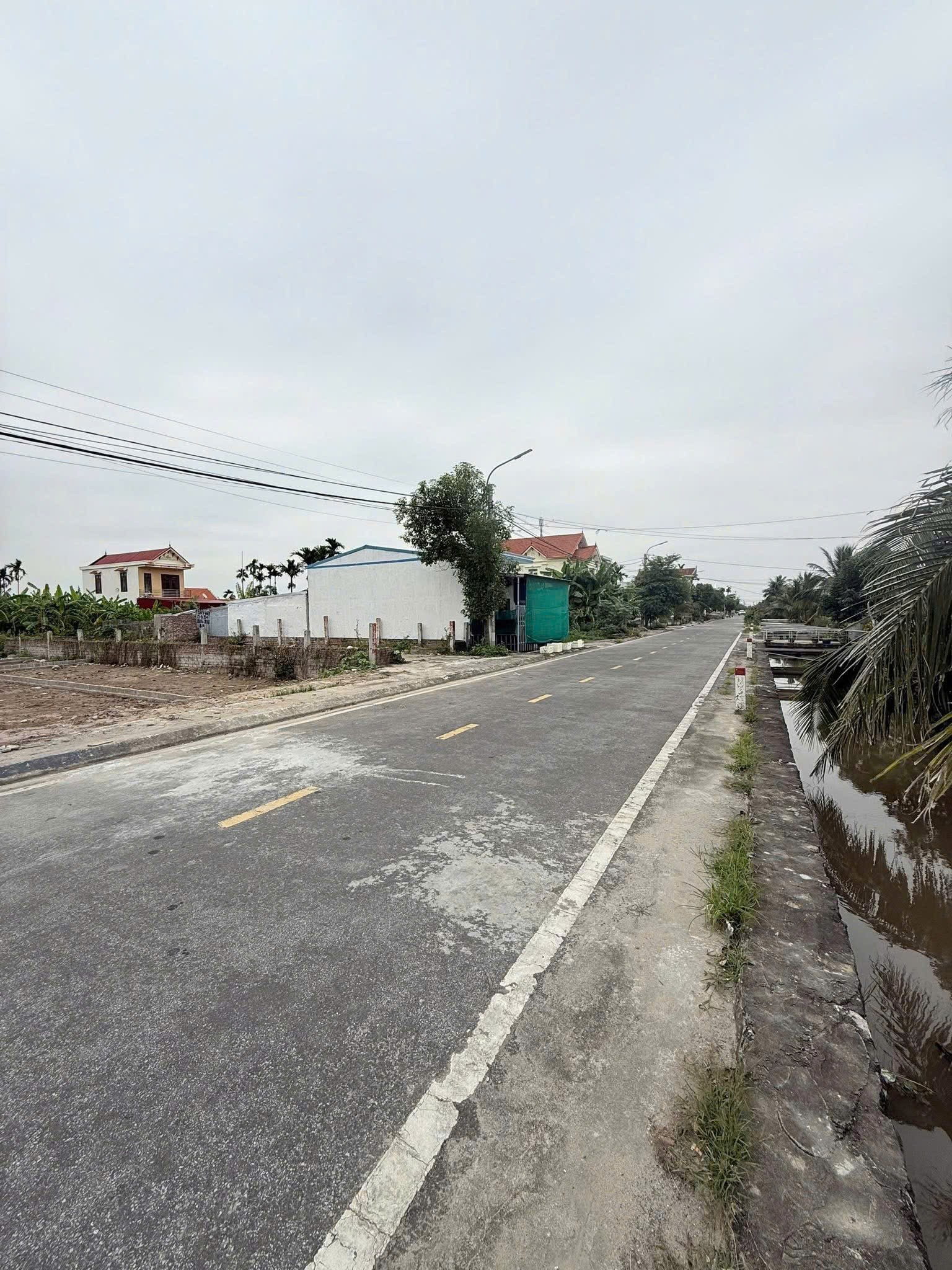 [1.6x tỷ] Lô đất mặt đường Trung Nghĩa kinh doanh tốt hướng Đông Nam - ZALO 0567 222 555 15986549