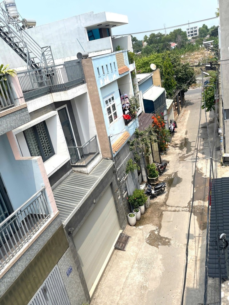 Bán nhà 3 tầng Ngô Chí Quốc Bình Chiểu Thủ Đức - 52 m² - Tặng full nội thất - 4.6 Tỷ 15986576