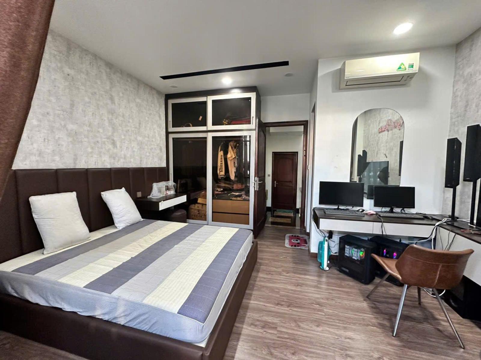 Nhà đẹp hiếm Huỳnh Thiện Lộc, Tân Phú, hẻm 8m thông tứ tung, ở sướng – kinh doanh tốt, nhỉnh 11 tỷ 15986654