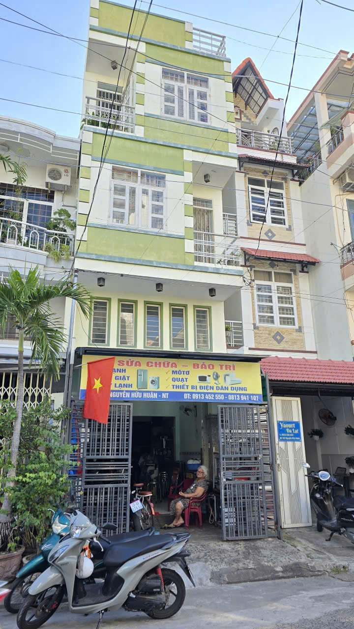 Nhà 3 Tầng MT Nguyễn Hữu Huân – 5PN – Gần Biển – 7.8 Tỷ 15986758