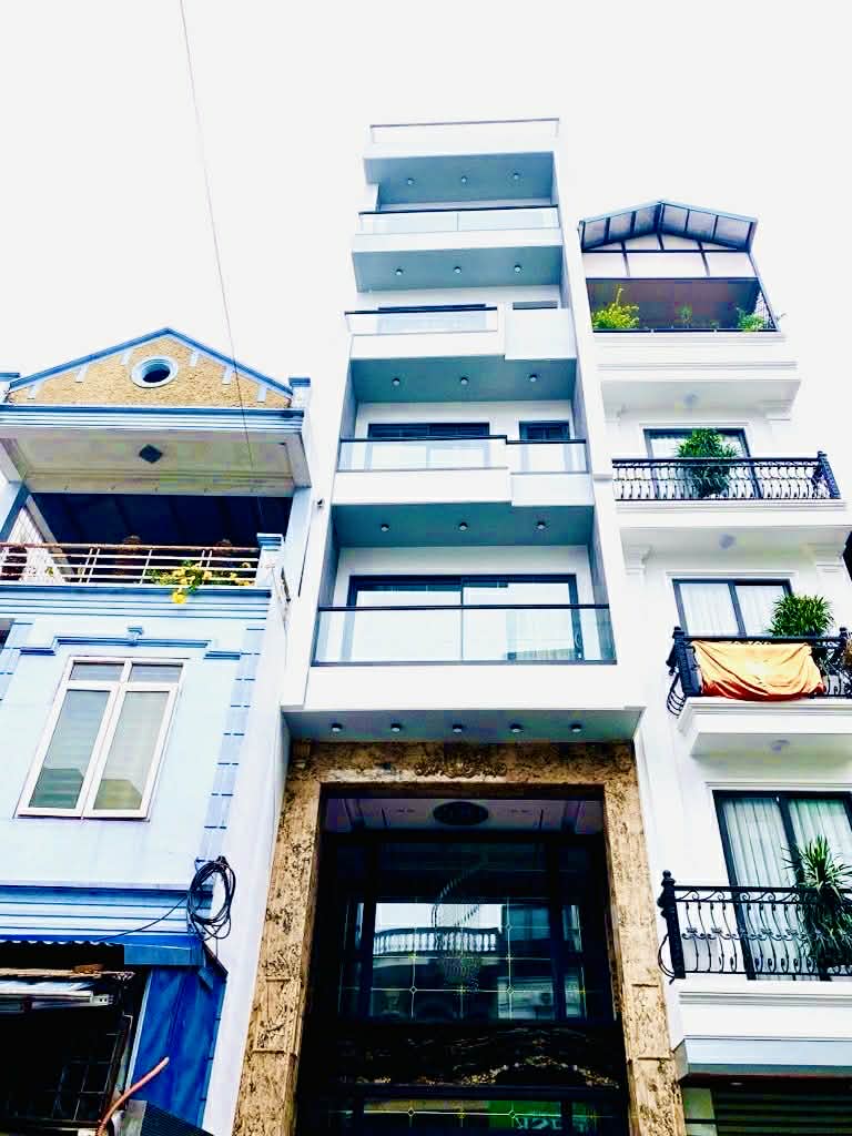 bán nhà Ngọc Lâm, 8 tầng thang máy, vỉa hè, ôtô 2 chiều, vừa ở vừa kinh doanh 15986766