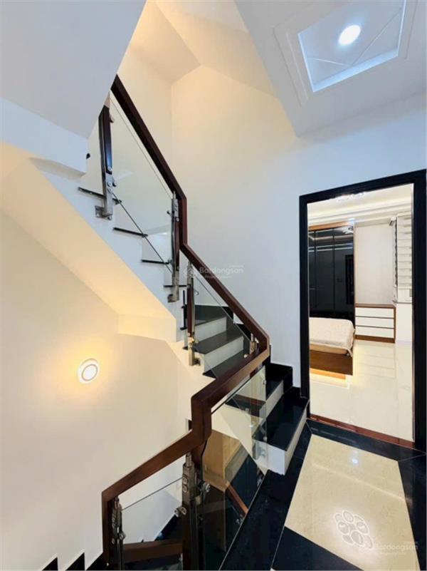 Mặt Tiền Kinh Doanh ĐS 9 gần Lê Văn Thọ 4mx15m, 1T2L ST, 4PN 4WC, KV sầm uất 15986773