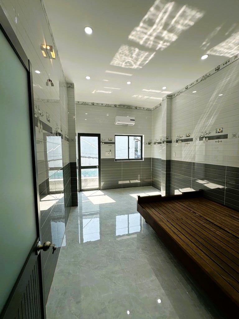 56M2 NHÀ MỚI HXH TRẦN THÁI TÔNG 4PN, 2 TẦNG HƠN 4 TỶ
 15986777