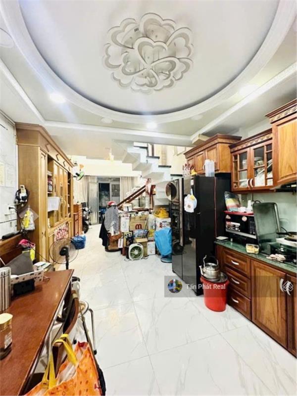 MTKD Trần Bá Giao Gần Dương Quảng Hàm, DT vuông vức 4mx19m=76m2. 1 Trệt 2 lầu ST kiên cố! 15986799