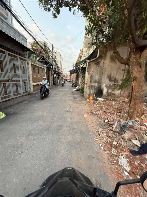 Cách MT 1 căn Phạm Huy Thông DT 5mx12m CN 60.2m2, LG 6m xây cao lầu giá chỉ 8,6 tỷ 15986807