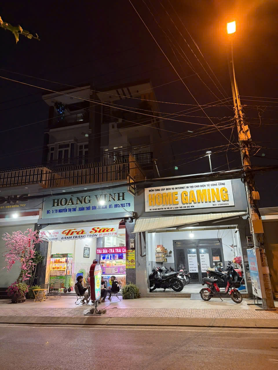 CHO THUÊ NHÀ NGUYÊN CĂN MẶT TIỀN – ĐANG KINH DOANH NET, VỊ TRÍ ĐẸP HÓC MÔN 15986830