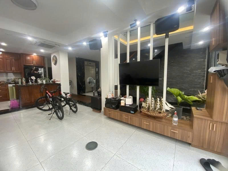 Bán nhà Biệt thự mini Hoàng Văn Thụ - gần Hồ Văn Huê, 7,5x14m, 5 Tầng - 5PN, hạ 16,8 tỷ. 15986898