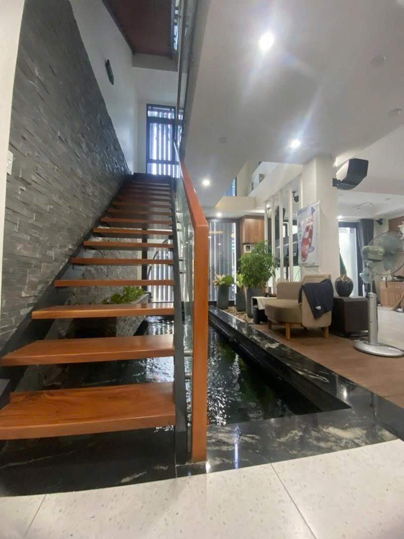 Bán nhà Biệt thự mini Hoàng Văn Thụ - gần Hồ Văn Huê, 7,5x14m, 5 Tầng - 5PN, hạ 16,8 tỷ. 15986898