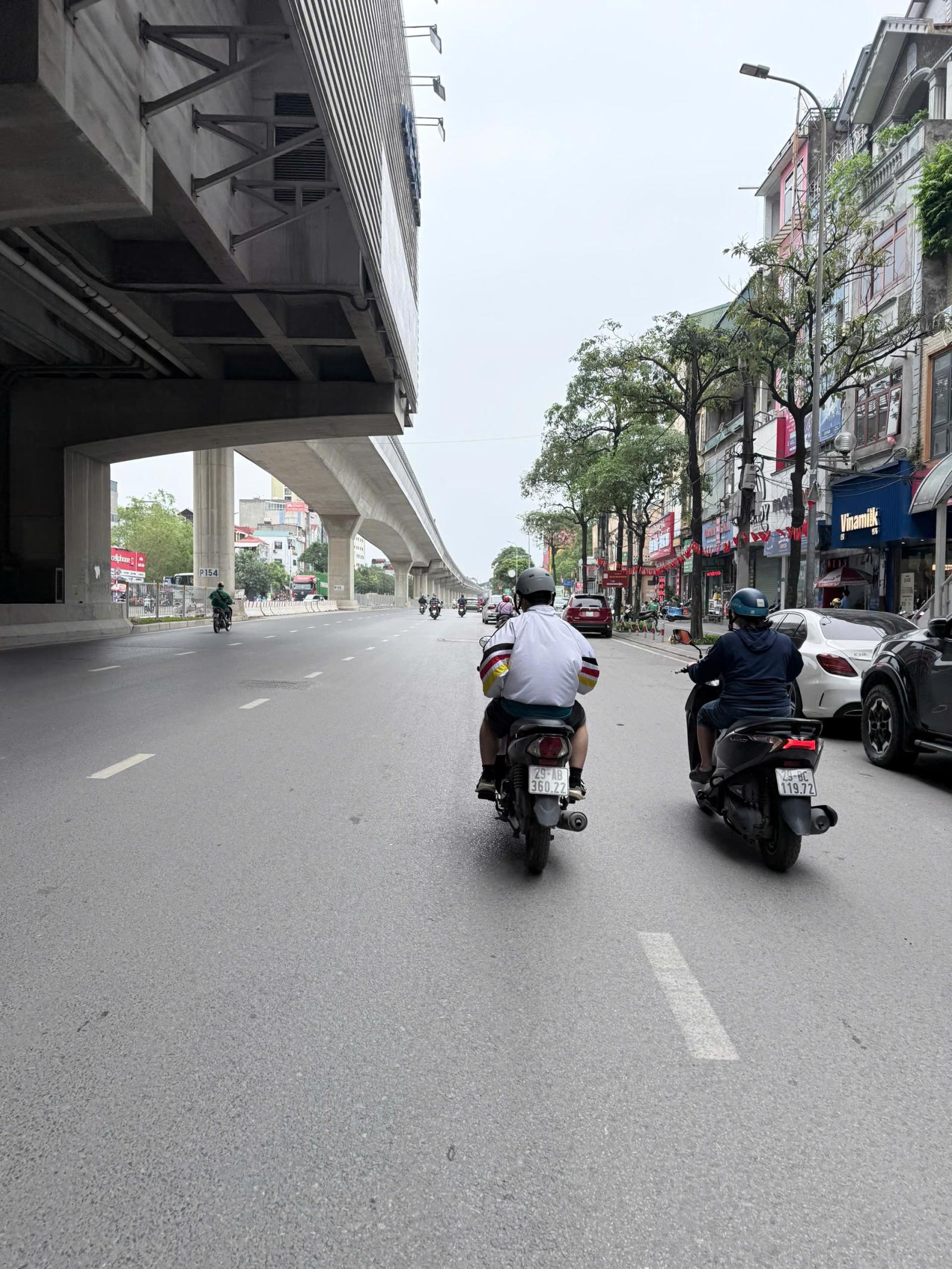 ►  NHÀ MẶT ĐƯỜNG HOÀNG CÔNG CHẤT – TỪ LIÊM – HÀ NỘI 15986922