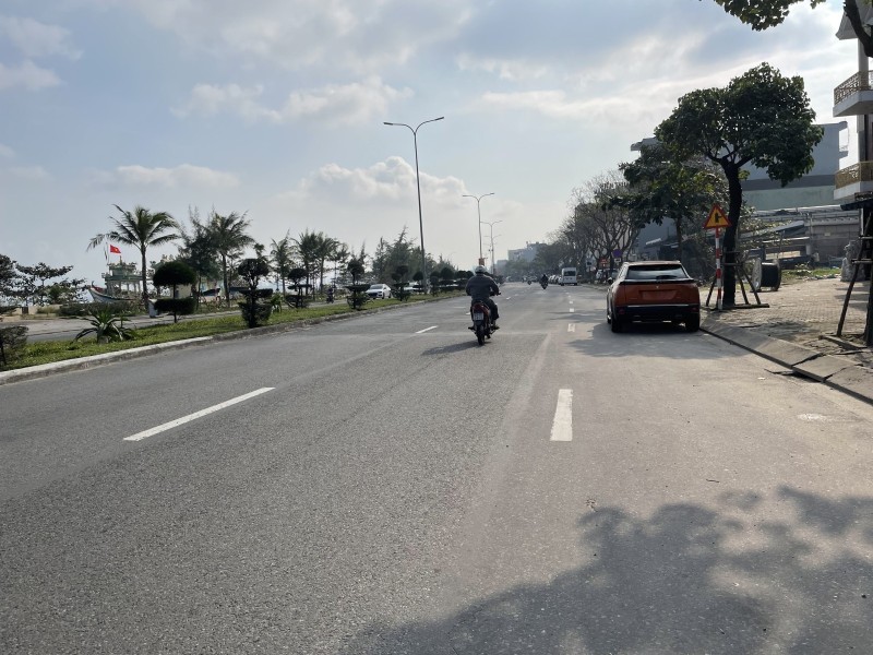 Bán mặt tiền Nguyễn Tất Thành 125m2 vị trí ven biển Thanh Khê giá 17.2 tỷ 15986929