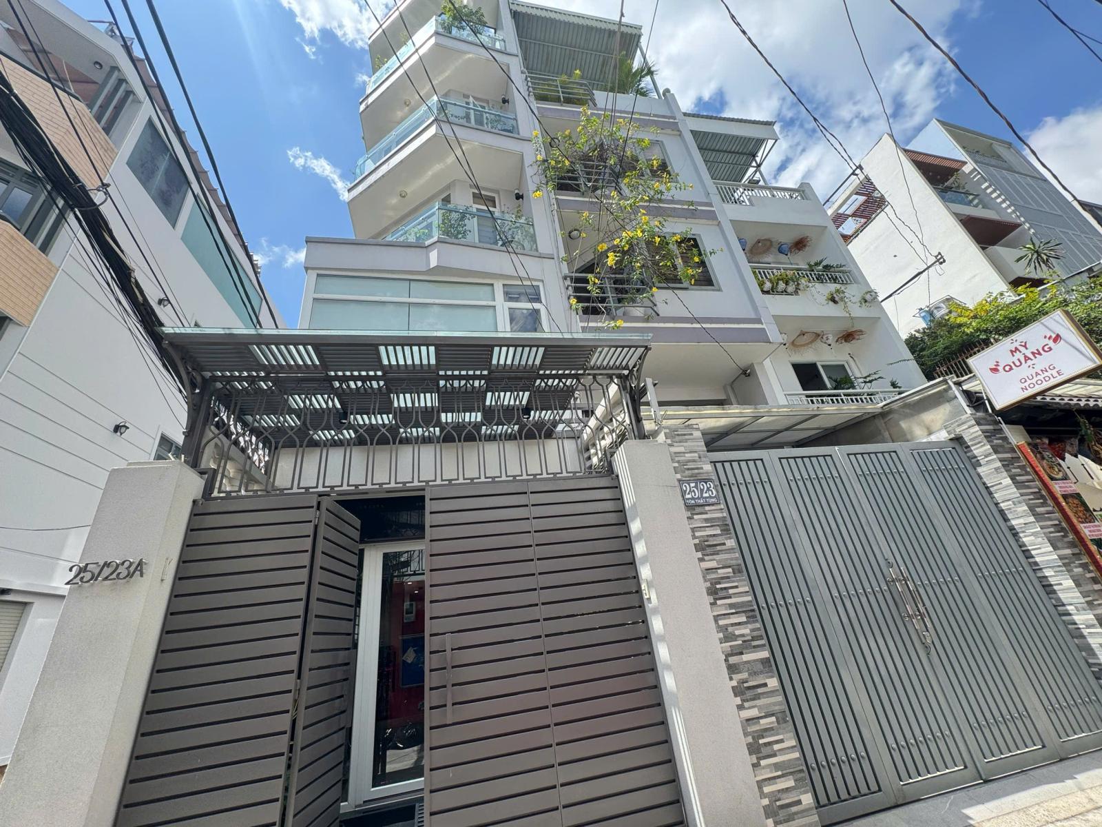 BÁN SIÊU PHẨM CHDV VIP 2 MẶT TIỀN HXH THÔNG Đ. TÔN THẤT TÙNG Q.1 - ĐÓN LƯỢNG KHÁCH TÂY LƯU TRÚ ĐÔNG 15986943