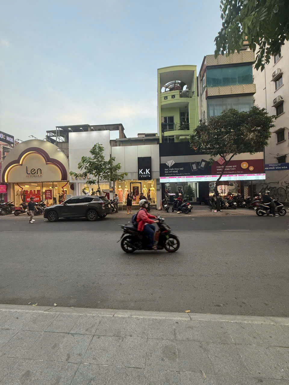 Bán Nhà Đối diện Lancaster- trục thời trang sầm uất nhất TP. HCM 15986948