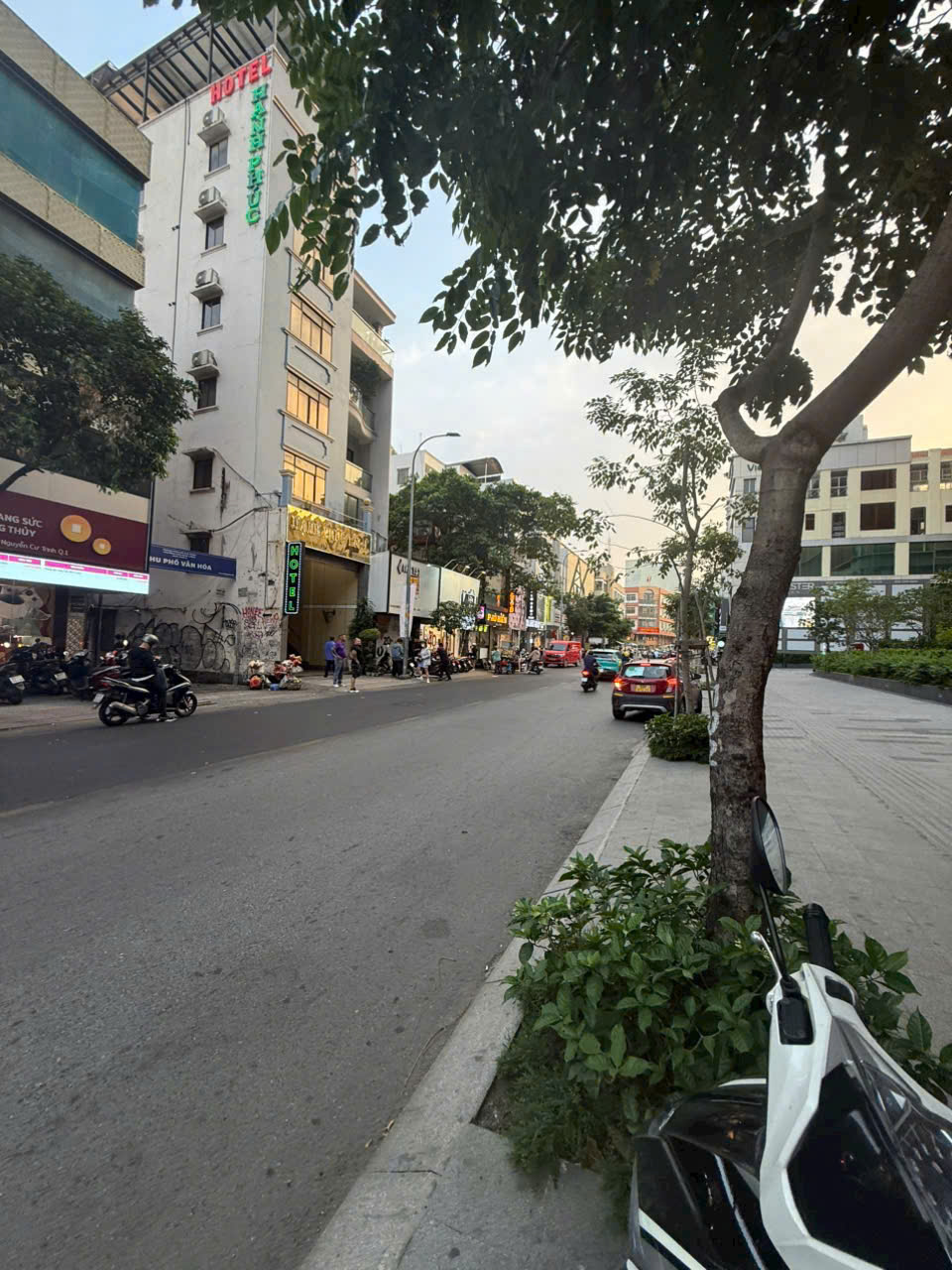 Bán Nhà Đối diện Lancaster- trục thời trang sầm uất nhất TP. HCM 15986948