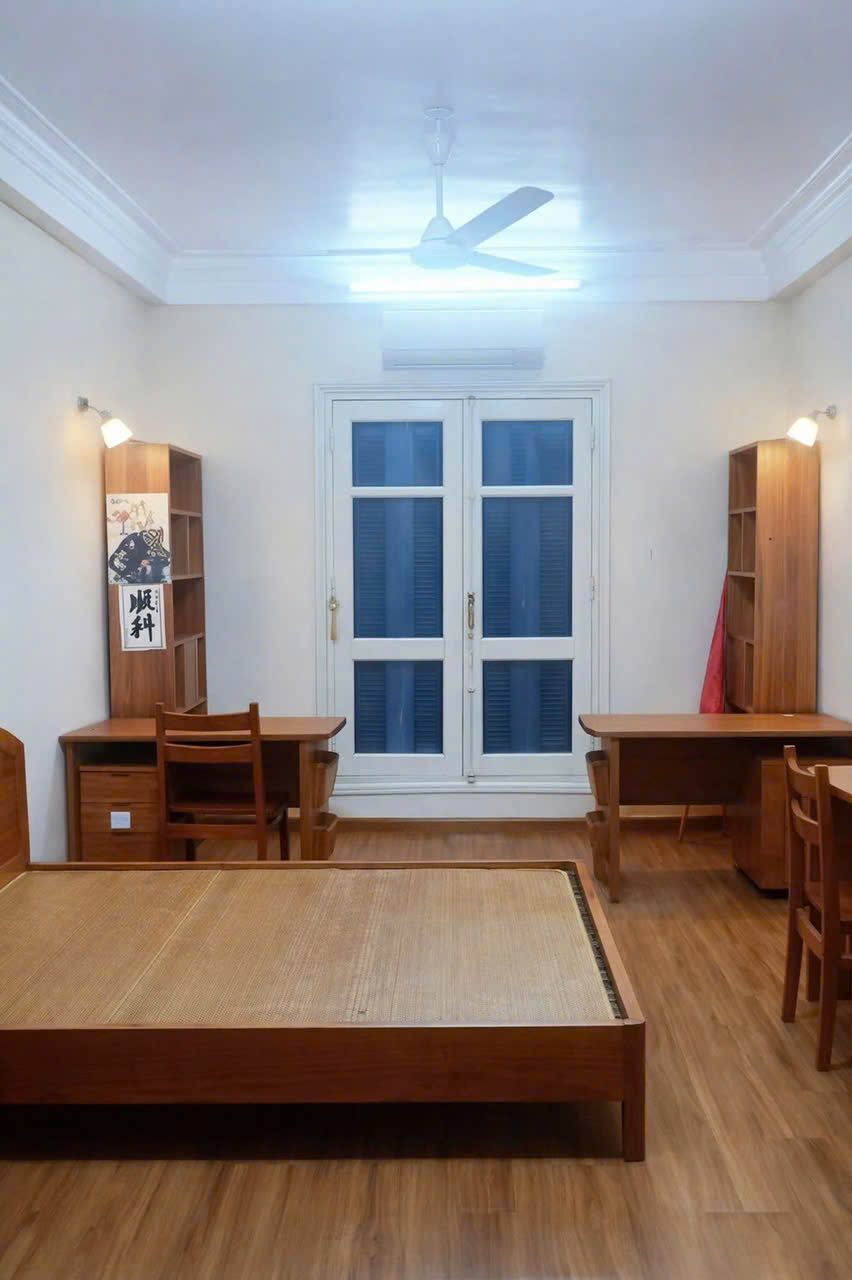 CHO THUÊ NHÀ NGUYÊN CĂN 5 TẦNG TẠI NGÕ 4 PHƯƠNG MAI, PHƯỜNG PHƯƠNG LIÊN, ĐỐNG ĐA, HÀ NỘI – KHU PHÂN 15986951