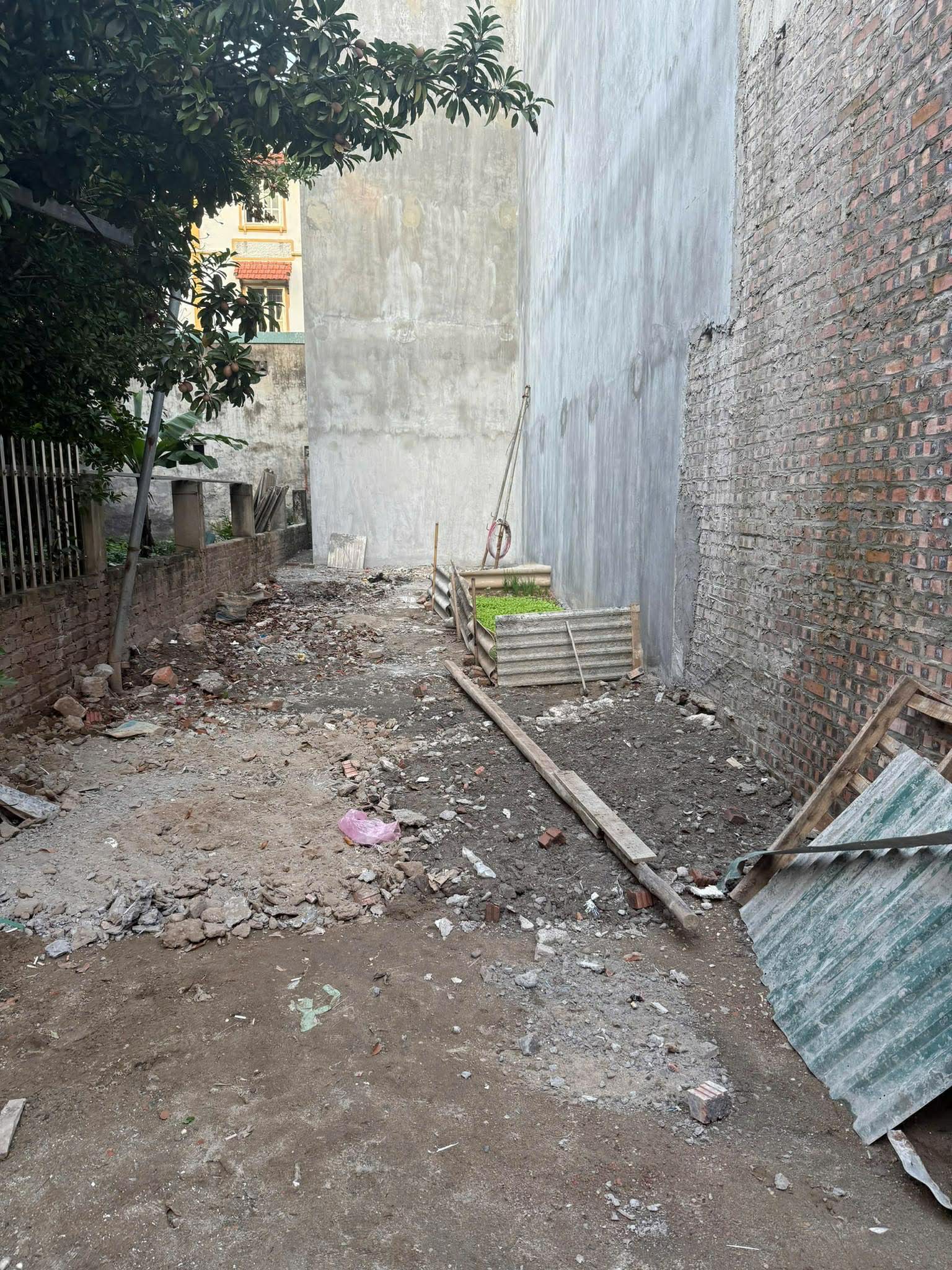 CẦN BÁN 56 M2 KIÊN THÀNH - GIA LÂM, Ô TÔ VÀO NHÀ, GIÁ CHỈ 7.5 TỶ, LH 0985865658 15986967