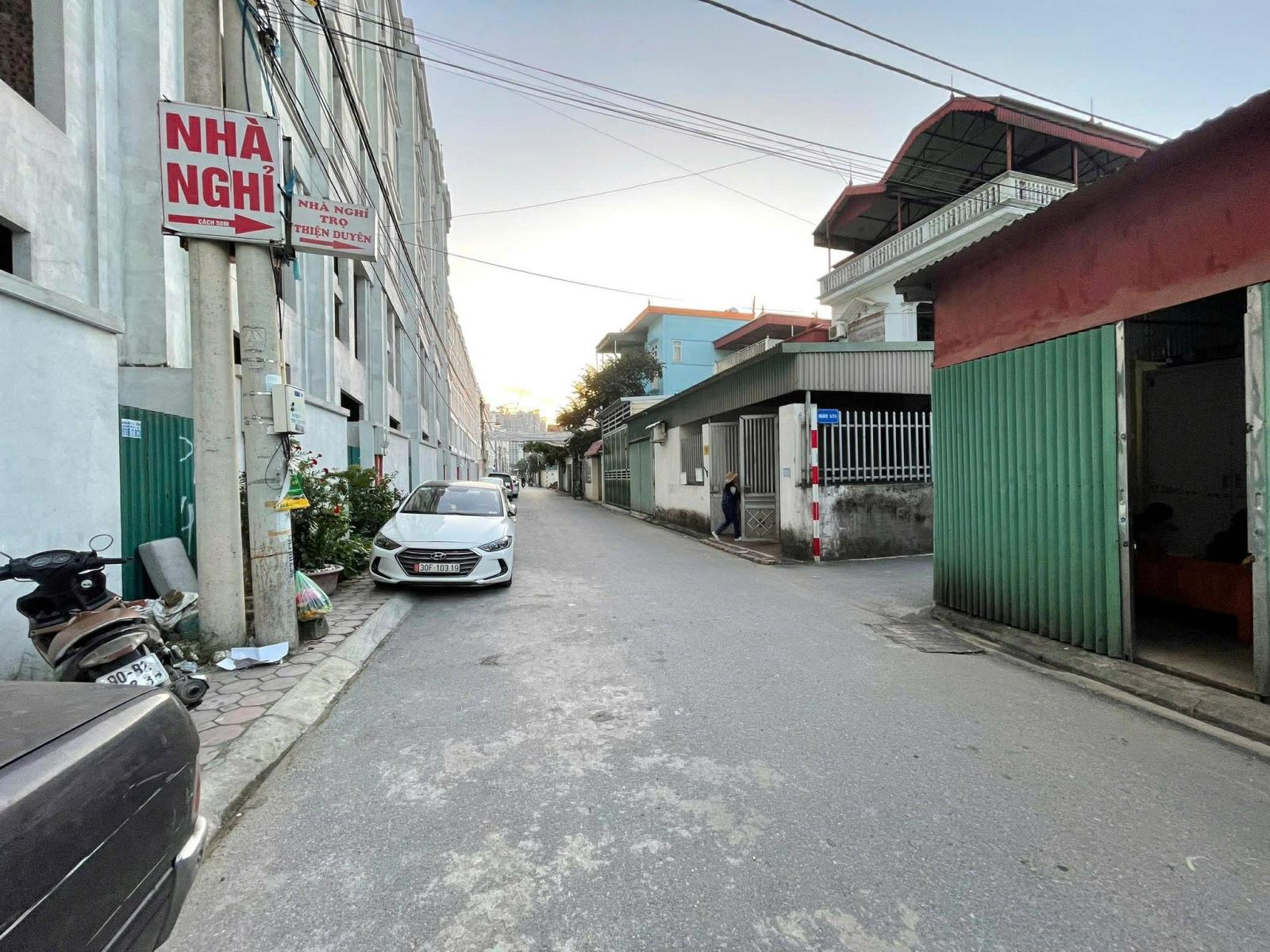 CẦN BÁN 56 M2 KIÊN THÀNH - GIA LÂM, Ô TÔ VÀO NHÀ, GIÁ CHỈ 7.5 TỶ, LH 0985865658 15986967