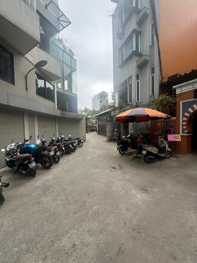 Bán nhà 5 tầng phố Xuân Diệu, diện tích 27m2, giá 9.2 tỷ 15986995