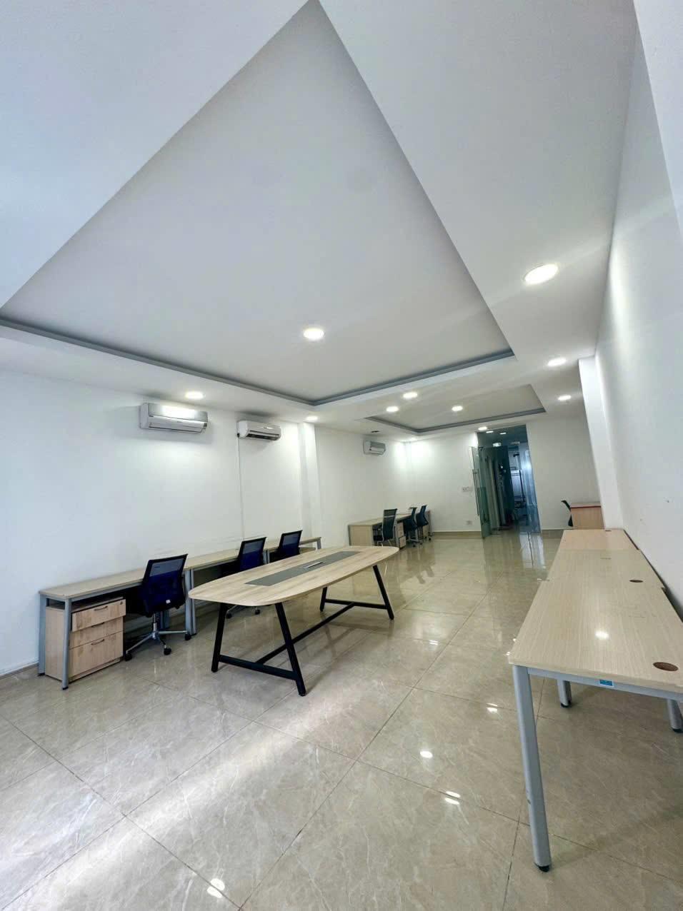 Cho thuê nguyên Tòa nhà, mặt tiền Trần Não, Quận 2, tổng DT hơn 600m2 sử dụng, giá thuê 100tr/tháng 15987016