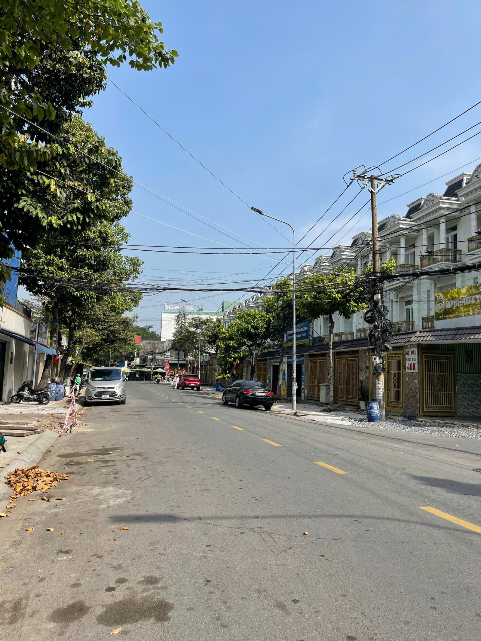 Bán đất Đông Hòa 181m2, Ngang 7,5M,SHR đường ô tô, gần BigC GO Dĩ An 15987047