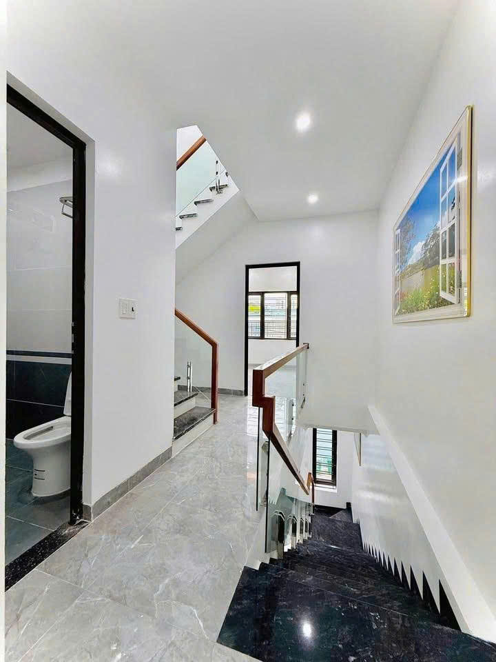 🍁🍁Bán nhà xây mới tinh - phố Vĩnh Cát - 50m 3 tầng - hướng Đông Nam 15987066