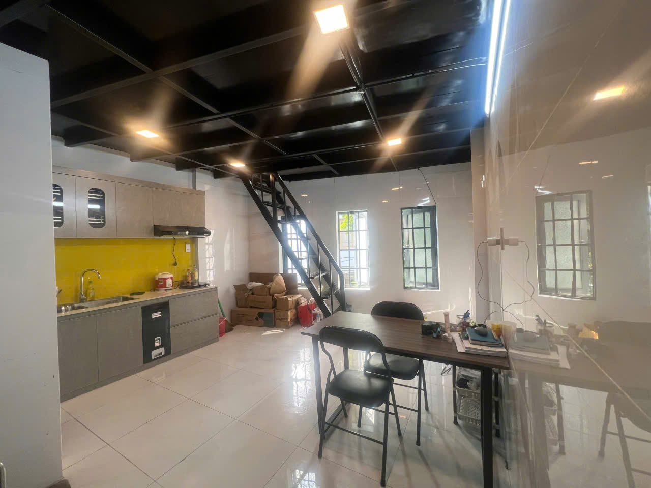 ♥ MT Kinh Doanh đường 5.5m lề 3m, gần Ông Ích Khiêm, 3 tầng, 3.x tỷ 15987083