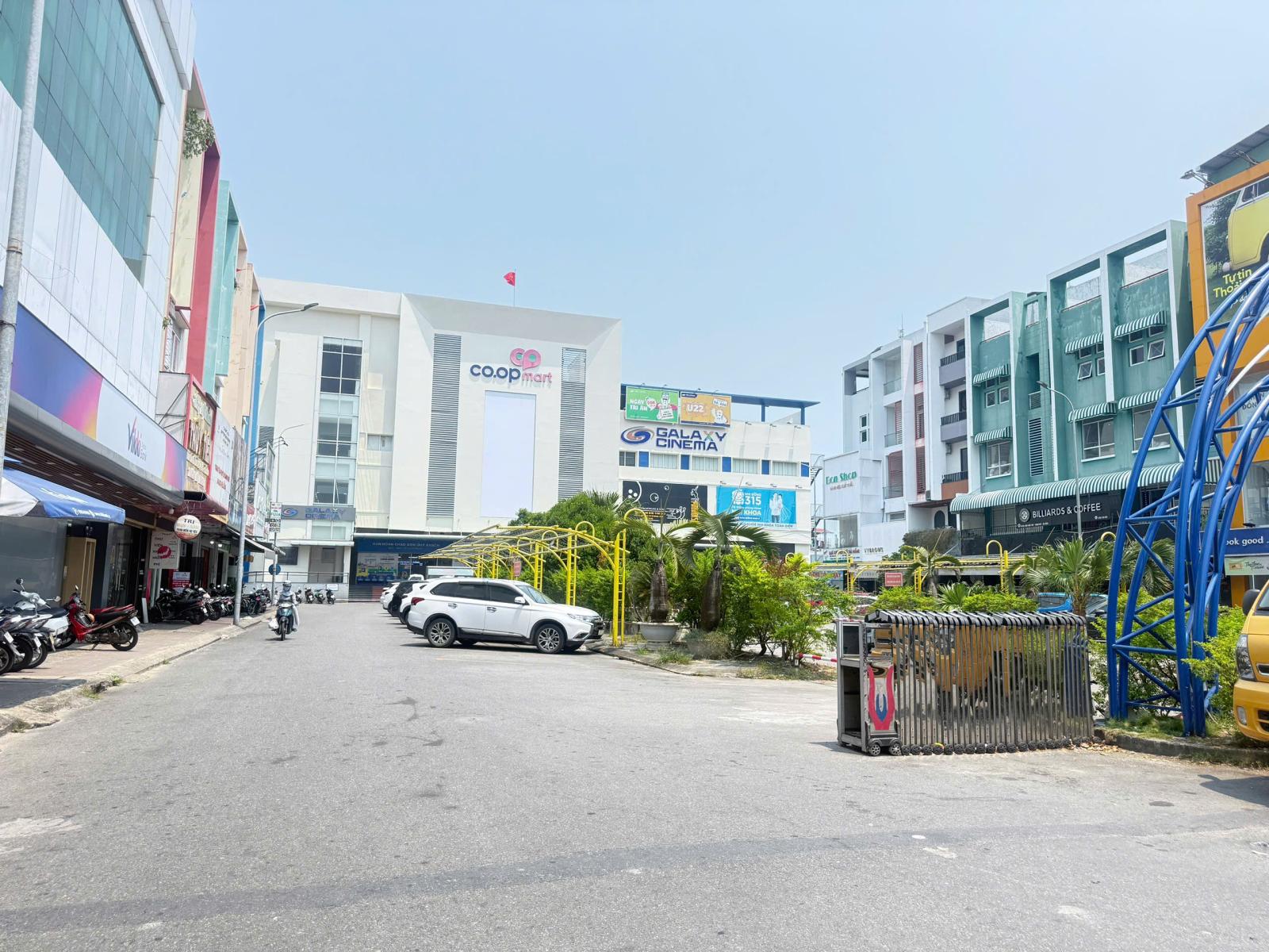 Chào bán nhà 3 tầng kiệt Oto K478/1b Điện Biên Phủ, ngay siêu thị Coopmart, oto đậu 24h, kiệt thông 15987103