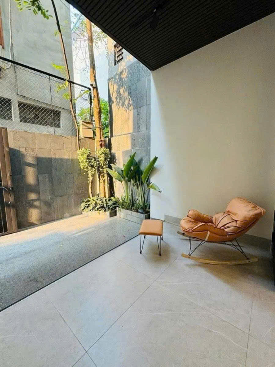 Bán nhà Bồ Đề 56m 5 tầng cạnh hồ 20m ra ô tô hơn 14 tỷ 15987131