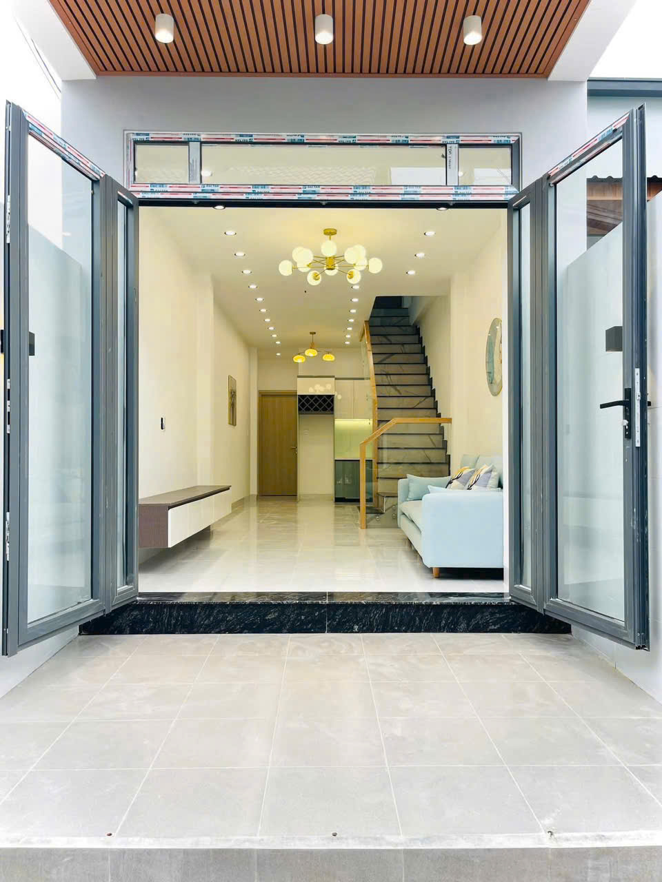 Bán nhà 1 Trệt 1 lầu 60m2 sổ riêng thổ cư (P. Tân Vạn) chỉ 2,490 tỉ 15987133